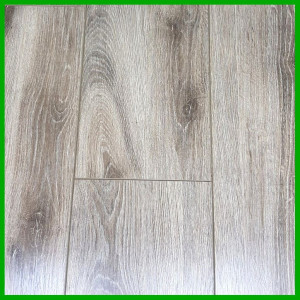 Ламинат Green Step Focus Дуб Бенуар 97043, 33 класс, 10 мм /1215х165мм, 1,804 м² в уп./