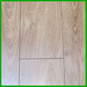 Ламинат Green Step Focus Дуб Гастон 99328, 33 класс, 10 мм /1215х165мм, 1,804 м² в уп./